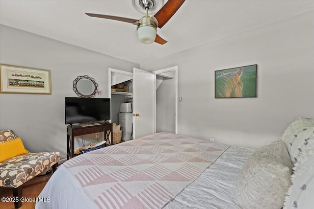 bedroom with ceiling fan