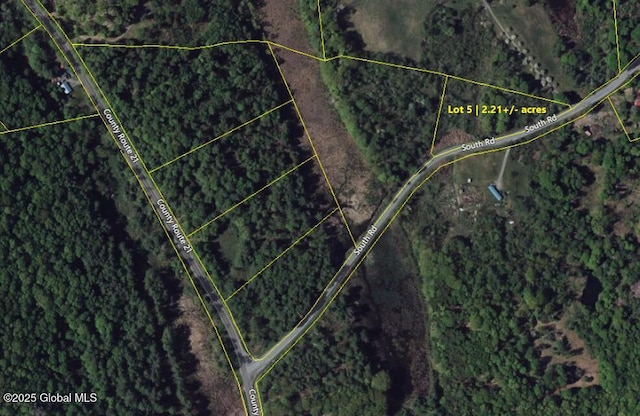 L6 County Route 21, Hampton, NY 12887