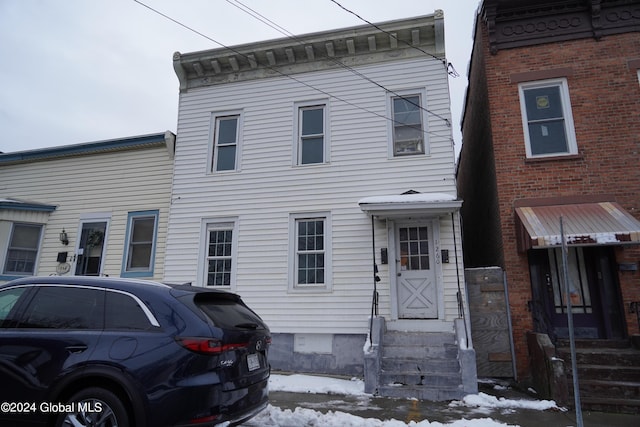 view of front of house with entry steps