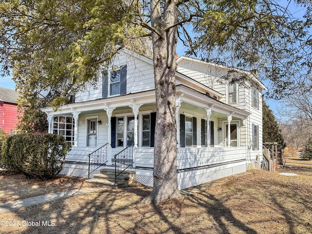 view of front of home with covered porch