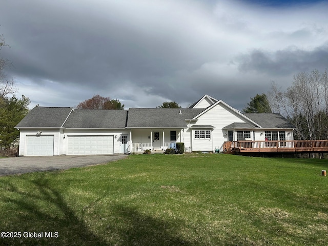 142 Boulderwood Dr, Queensbury, NY 12804 - photo 4