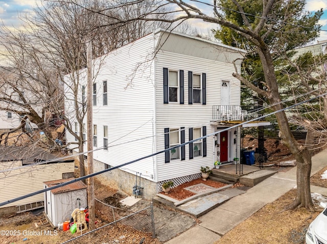 view of front of house