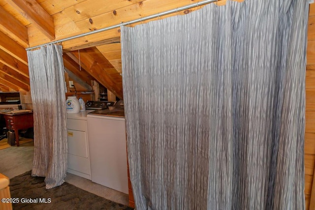 interior space featuring laundry area and washing machine and clothes dryer