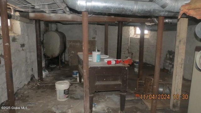 basement featuring heating fuel