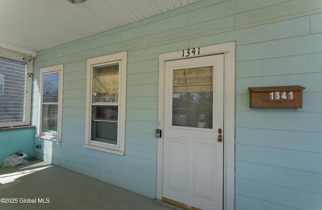 view of property entrance