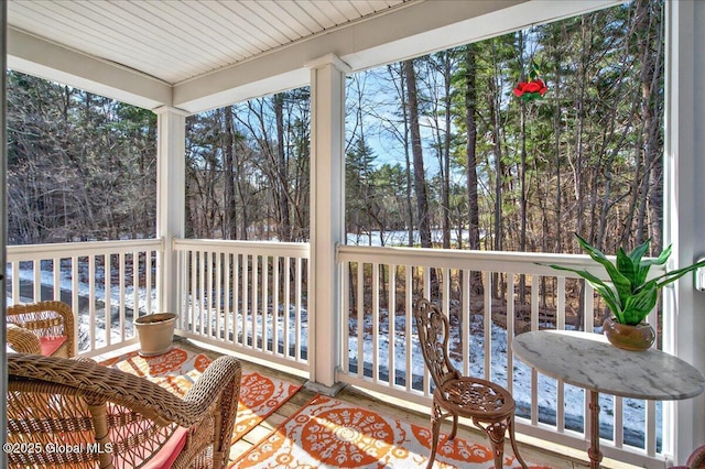 view of sunroom / solarium