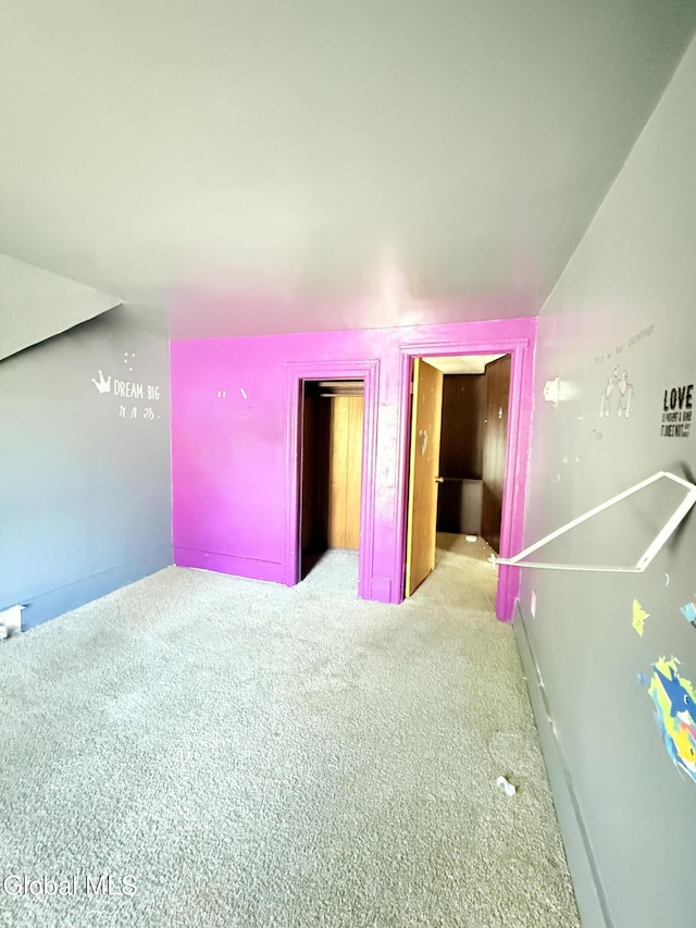 3144 N Thompson St, Rotterdam, NY 12306 - unfurnished room with carpet floors