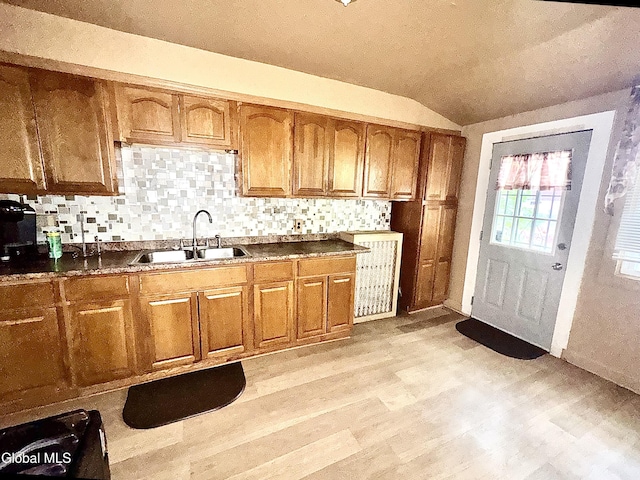 19 Bonheim St, Albany, NY 12204 - photo 7
