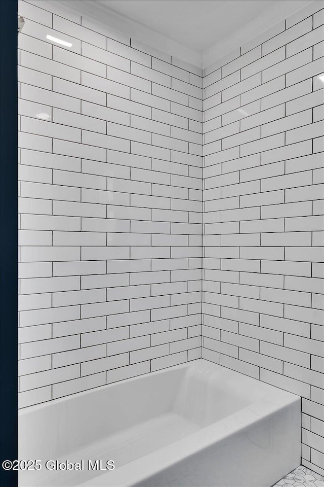 1263 Best Rd, East Greenbush, NY 12061 - full bathroom featuring shower / bathing tub combination