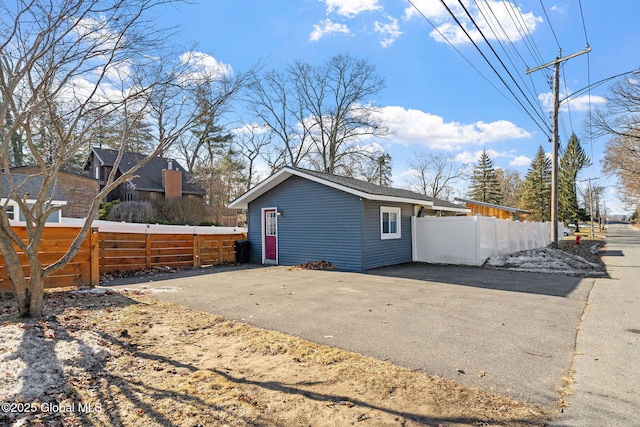 exterior space featuring fence