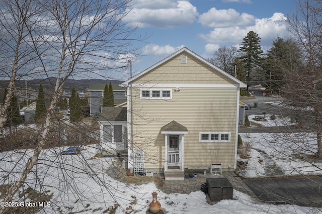 view of front of house