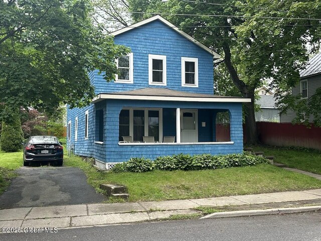 187 Maple Ave, Saratoga Springs, NY 12866 - photo 3