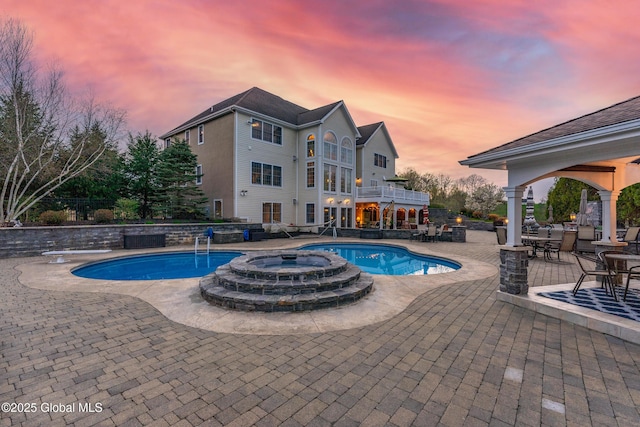 1014 Catherines Woods Dr, Niskayuna, NY 12309 - view of pool featuring an in-ground hot tub, a patio, and a diving board