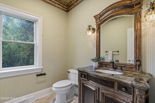 1014 Catherines Woods Dr, Niskayuna, NY 12309 - half bath with toilet, crown molding, vanity, and wallpapered walls