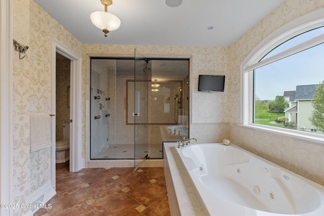 1014 Catherines Woods Dr, Niskayuna, NY 12309 - full bath featuring a shower stall, healthy amount of natural light, toilet, and wallpapered walls