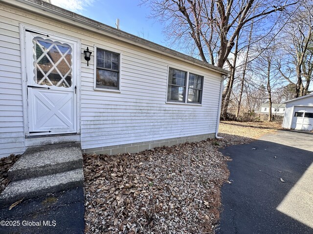 11 Middlesex Rd, East Greenbush, NY 12061 - view of exterior entry with driveway