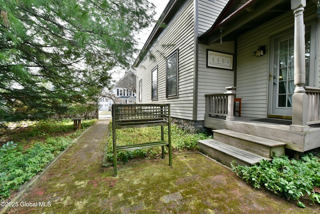 21 Andrews St, Saratoga Springs, NY 12866 - view of yard