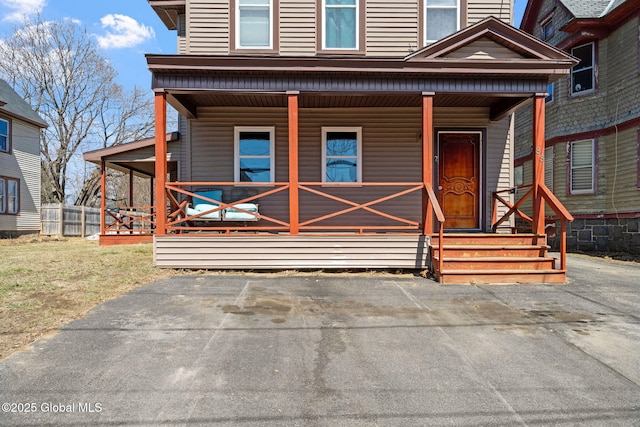 view of front of house with covered porch