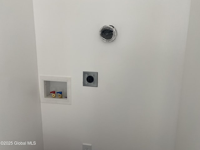 laundry area with electric dryer hookup, laundry area, and hookup for a washing machine