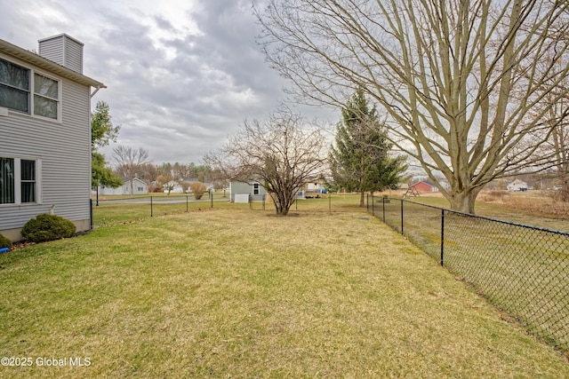 18 Molly White Dr, Coxsackie, NY 12051 - view of yard with fence