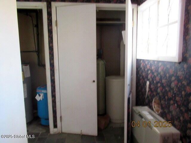 545 Stage Rd, Cambridge, NY 12028 - bathroom featuring wallpapered walls