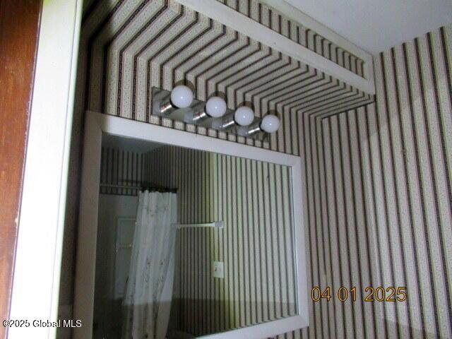 545 Stage Rd, Cambridge, NY 12028 - view of room details