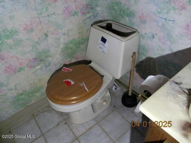 545 Stage Rd, Cambridge, NY 12028 - bathroom with toilet and wallpapered walls