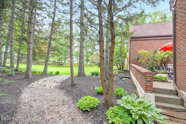 101 E Krumkill Rd, Albany, NY 12208 - view of yard