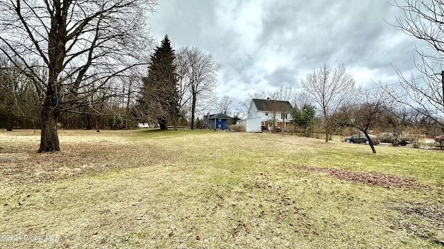 936 Kings Rd, Rotterdam, NY 12303 - view of yard