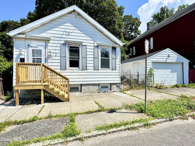 372 9th St, Troy, NY 12180 - photo 1