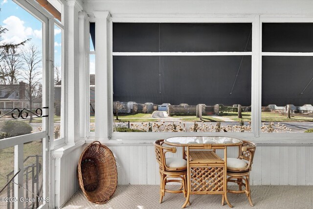 39 5th Ave, Saratoga Springs, NY 12866 - view of sunroom / solarium