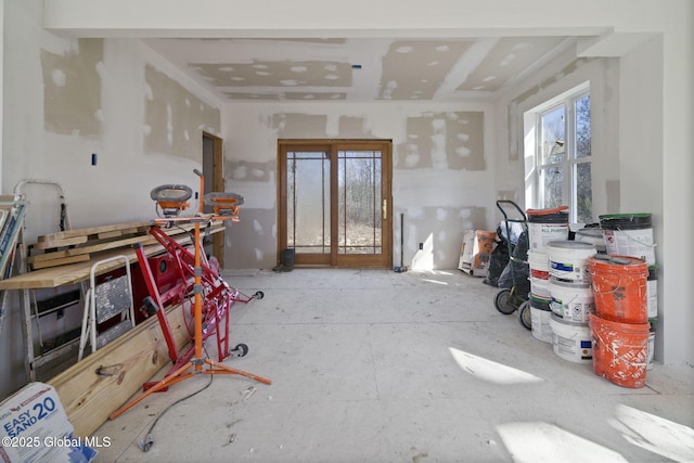 5 White Rd, Milton, NY 12020 - interior space