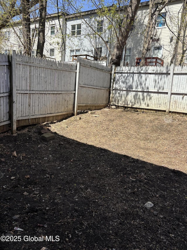 3 Osborne St, Albany, NY 12202 - view of yard with a fenced backyard