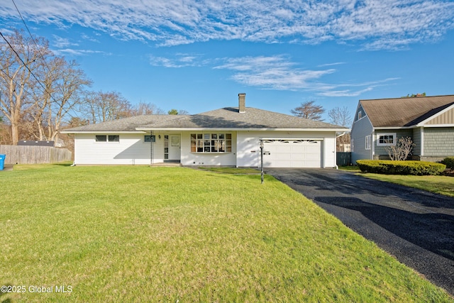 31 Tryon Ct, Albany, NY 12203 - single story home with fence, a front lawn, driveway, and a garage