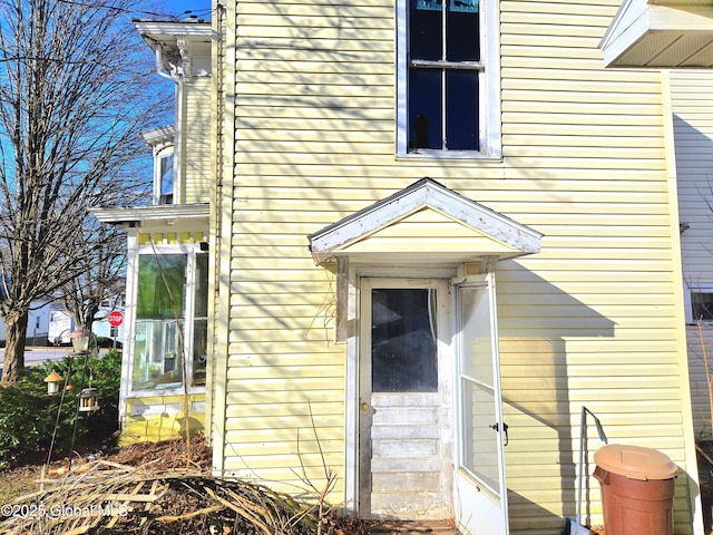 view of property entrance