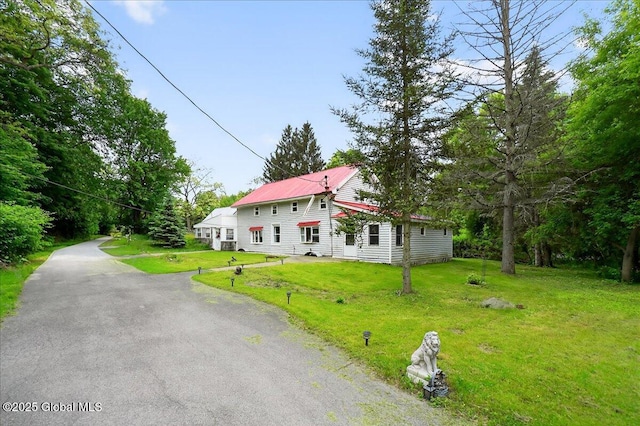 458 Central Ave, Niskayuna, NY 12304 - view of front facade with a front yard and metal roof
