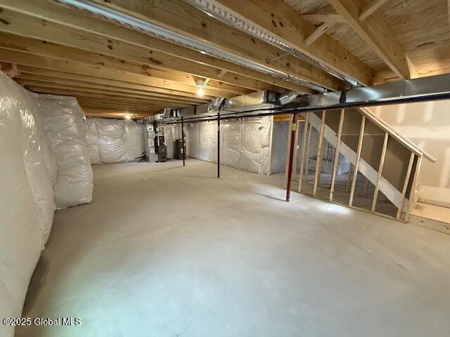view of unfinished basement