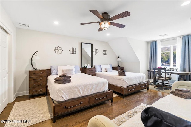 bedroom featuring visible vents, recessed lighting, a ceiling fan, and wood finished floors