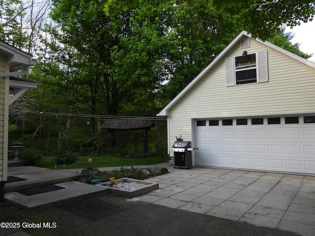 116 Dennie Rd, Mayfield, NY 12117 - view of garage