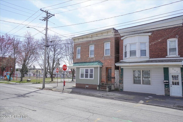 600 25th St, Watervliet, NY 12189
