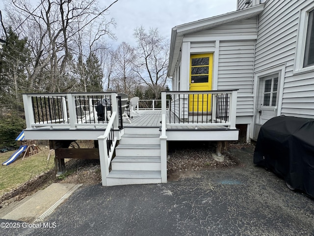47 Washington Rd, Scotia, NY 12302 - deck featuring grilling area