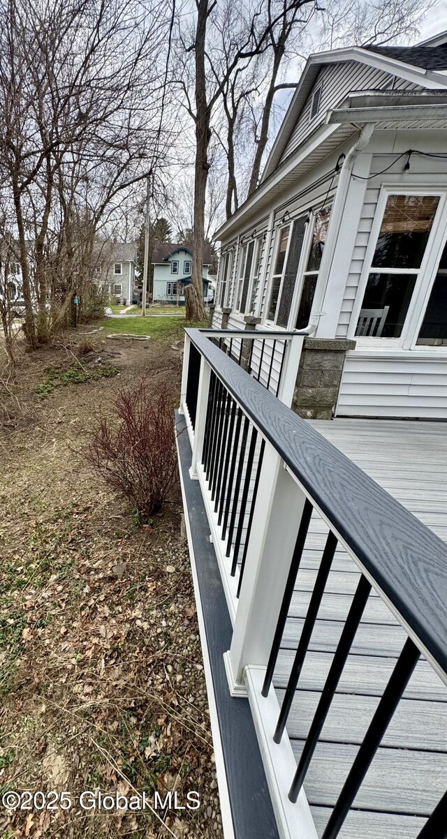 47 Washington Rd, Scotia, NY 12302 - view of side of property