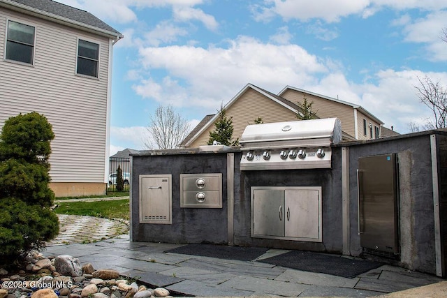 20 Fort Vaux Ln, Colonie, NY 12189 - view of patio