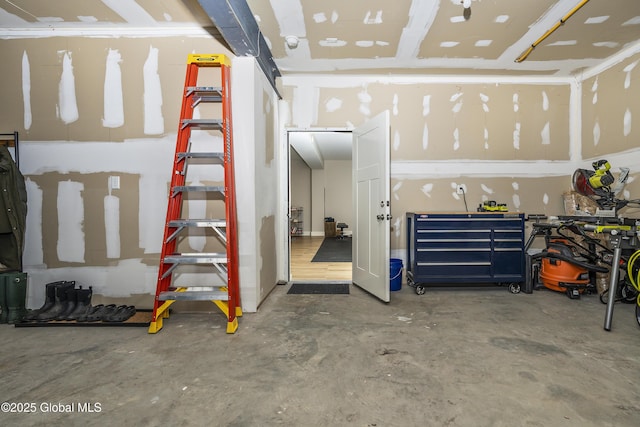 214 Vosenkill Rd, Athens, NY 12015 - interior space