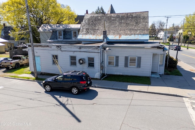192 Broadway, Fort Edward, NY 12828 - view of victorian home