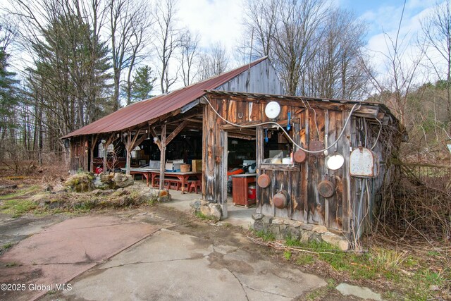 view of patio / terrace featuring an outdoor structure