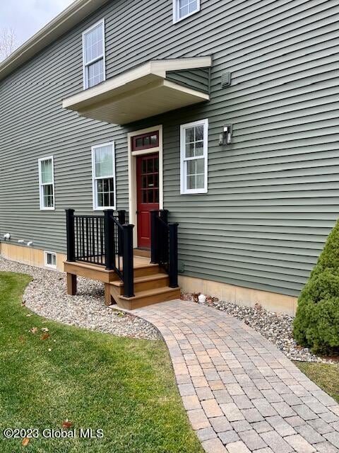 view of exterior entry