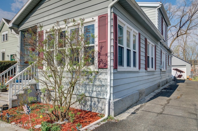 view of home's exterior
