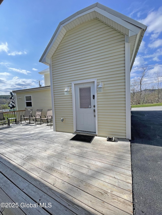 view of wooden deck