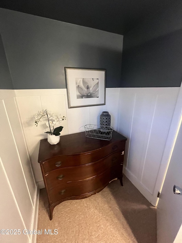 details featuring wainscoting